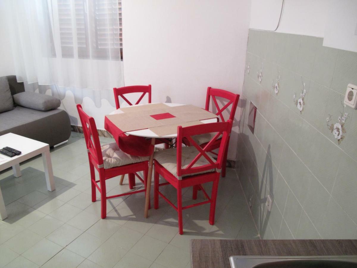 Illy City Centre Apartment Шибеник Экстерьер фото